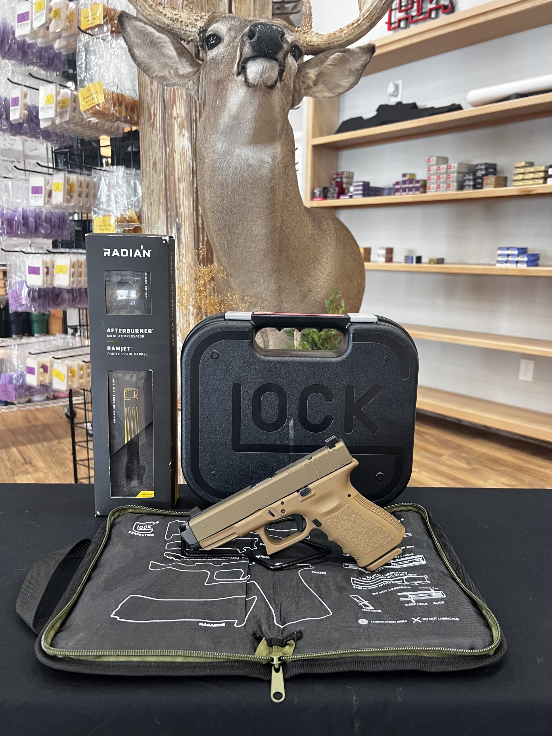 I87 / Glock G19 9mm w/ Radian Afterburner Barrel and Compensator & Free Glock Knife & Bag